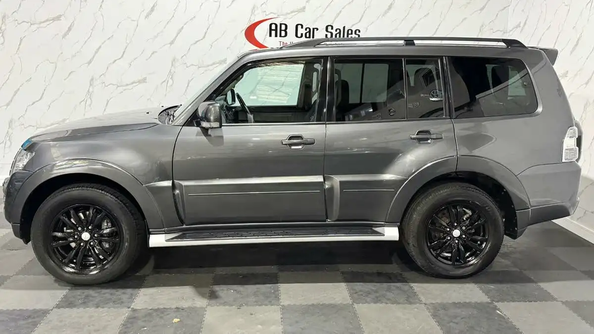 2015-mitsubishi-shogun-32td-sg3-197bhp-big-5