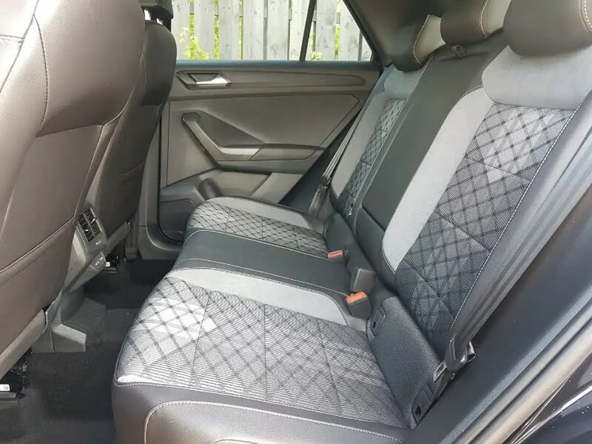 2024-volkswagen-t-roc-20tdi-r-line-dsg-big-5