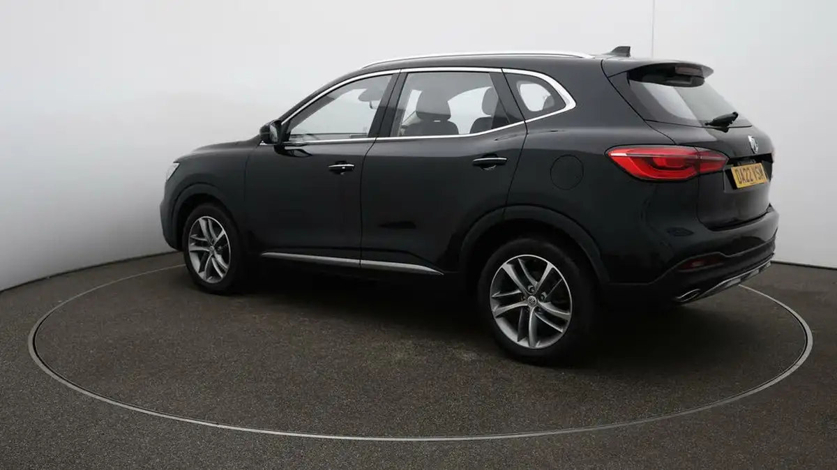 2022-mg-hs-15t-gdi-excite-162ps-dct-big-25