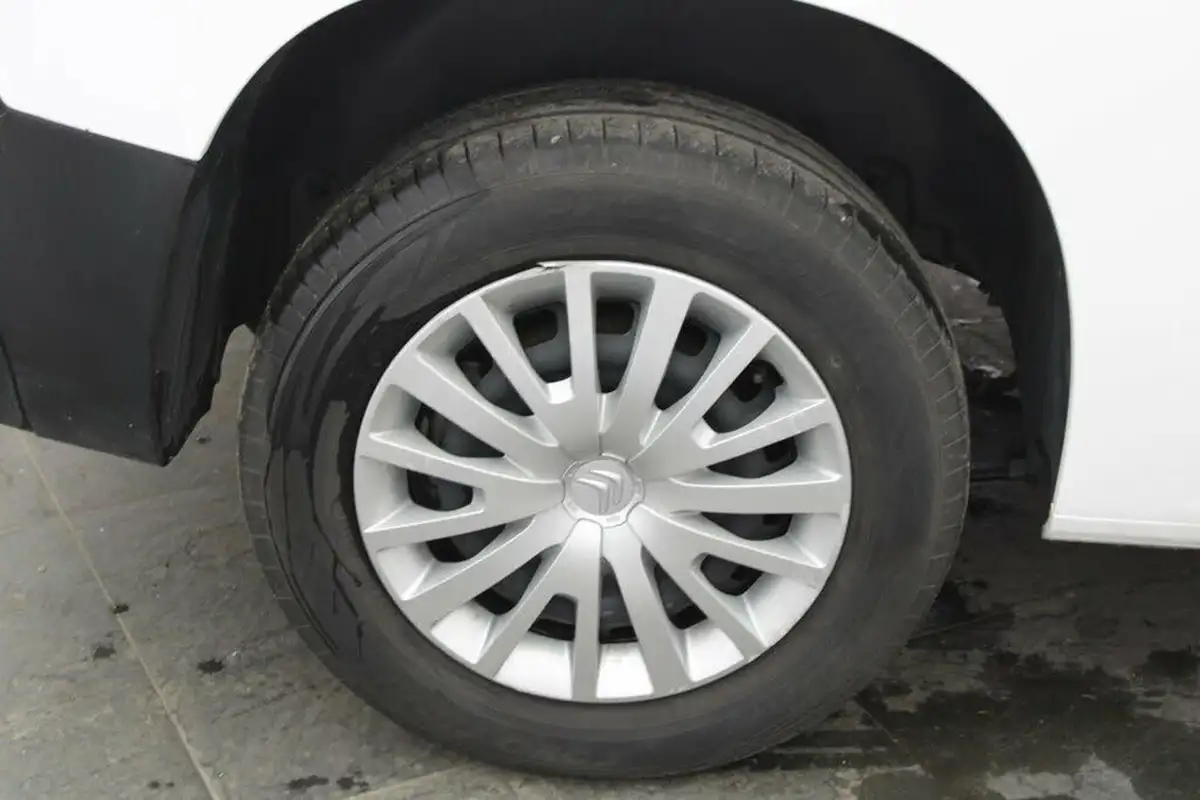 2021-citroen-berlingo-15bluehdi-650-enterprise-pro-big-8