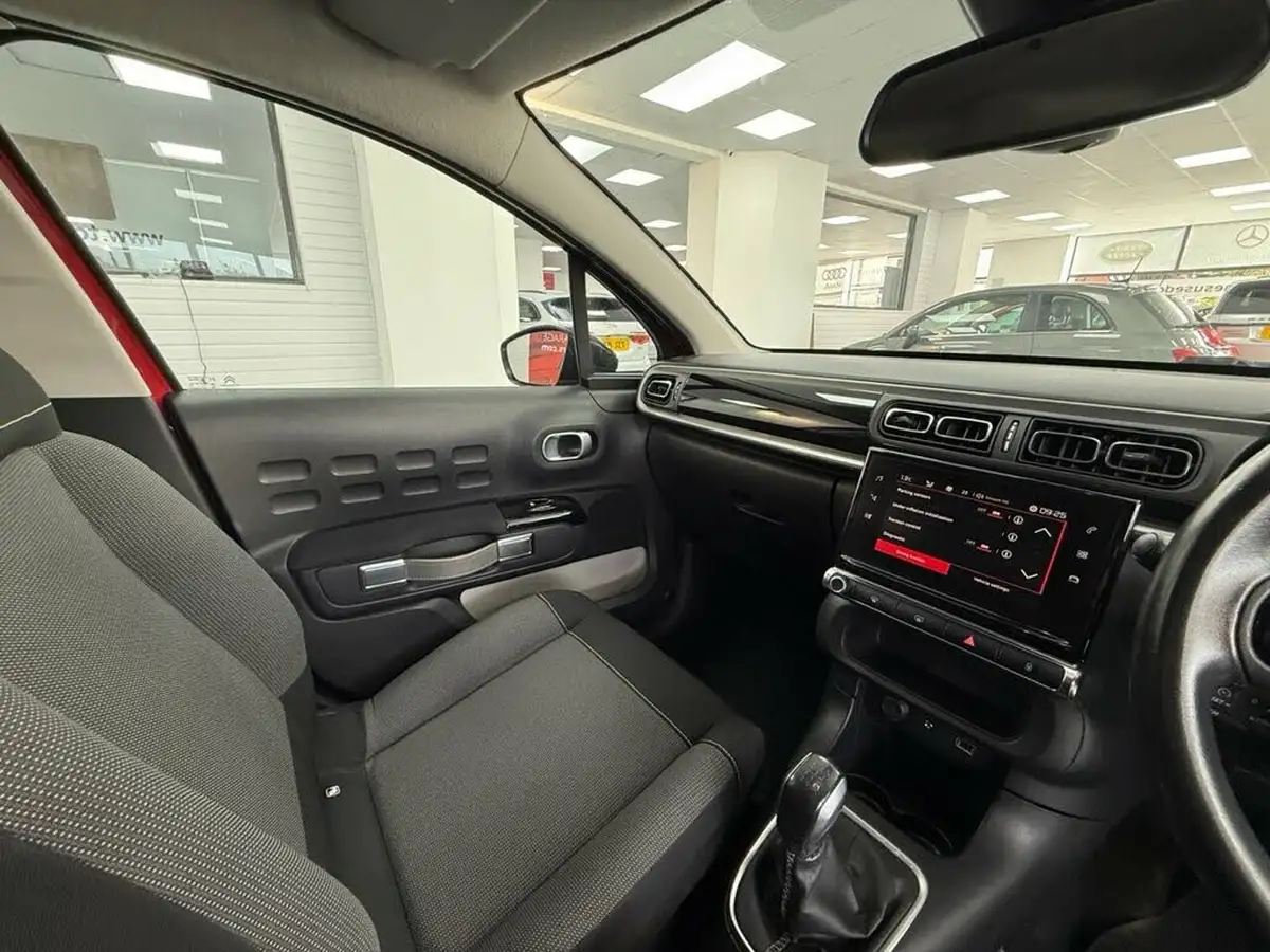 2017-citroen-c3-12-puretech-flair-82ps-big-41