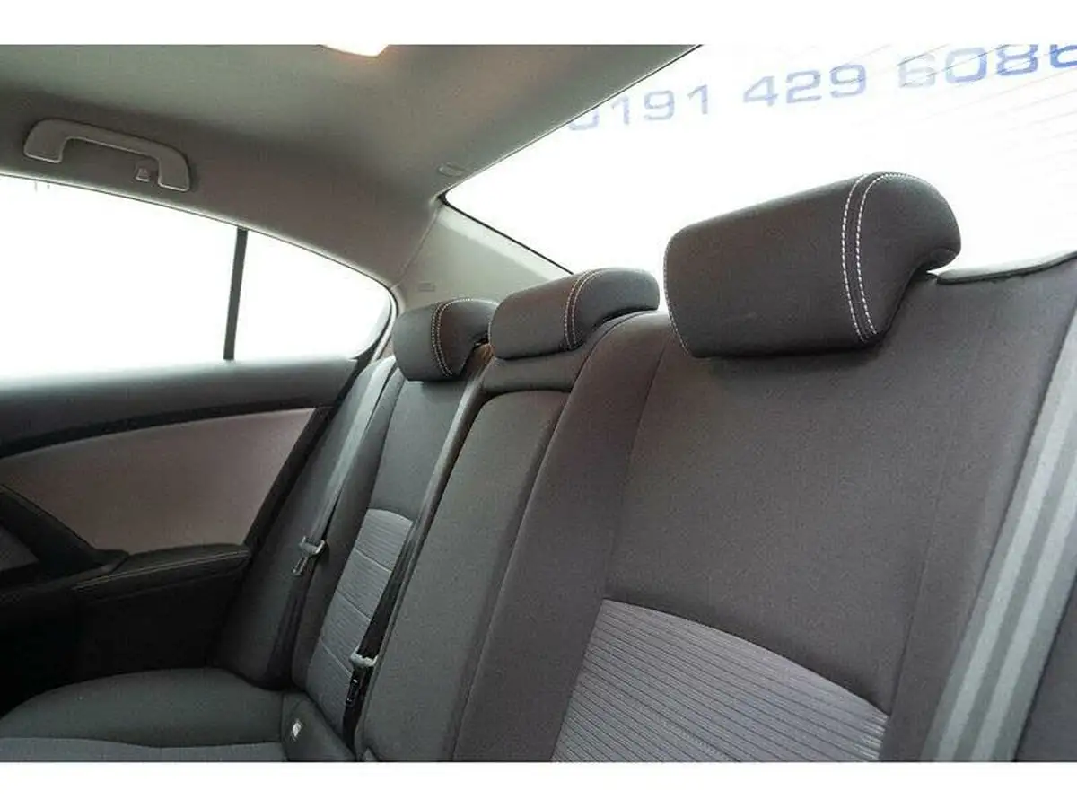 2016-toyota-avensis-18-v-matic-business-edition-saloon-4d-big-40