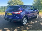 2015-nissan-qashqai-15dci-acenta-premium-small-13