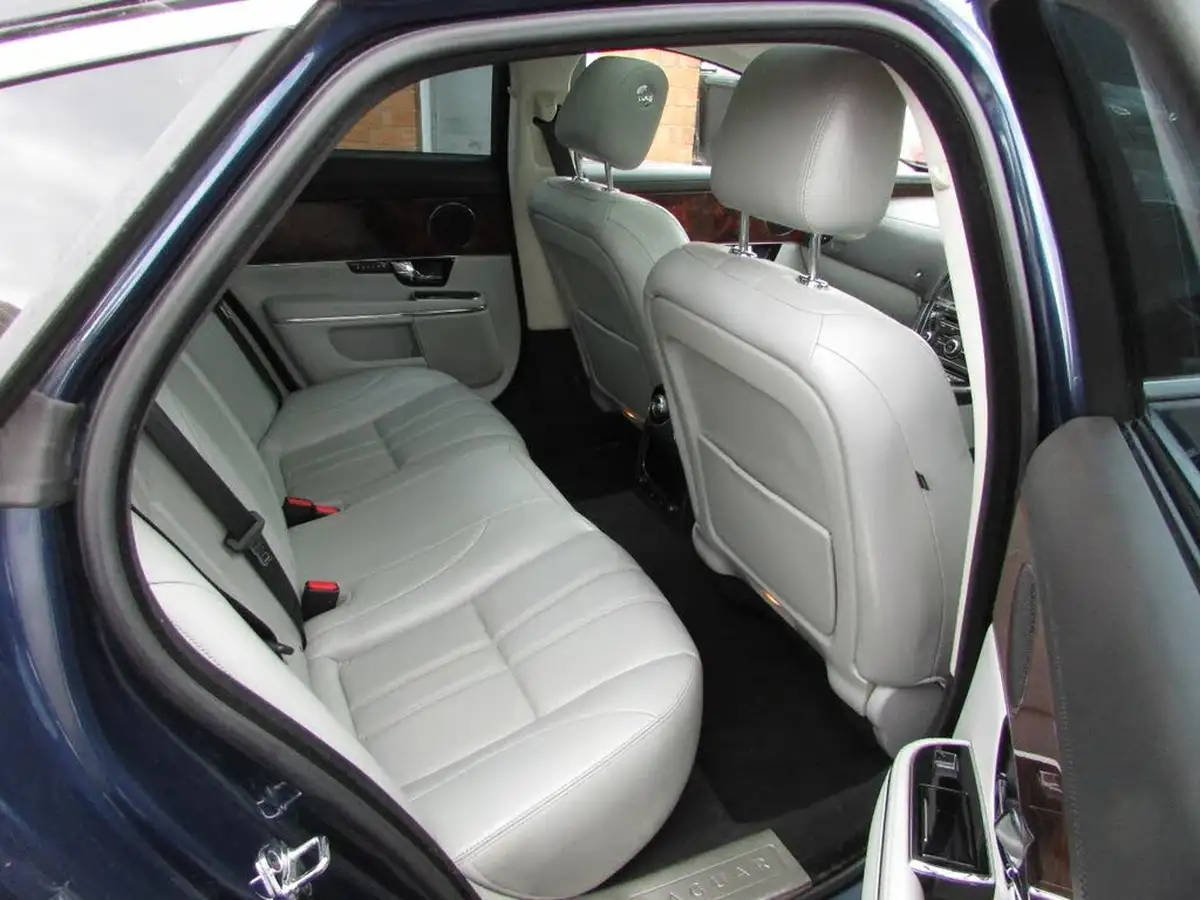 2011-jaguar-xj-series-30td-xj-premium-luxury-lwb-big-9
