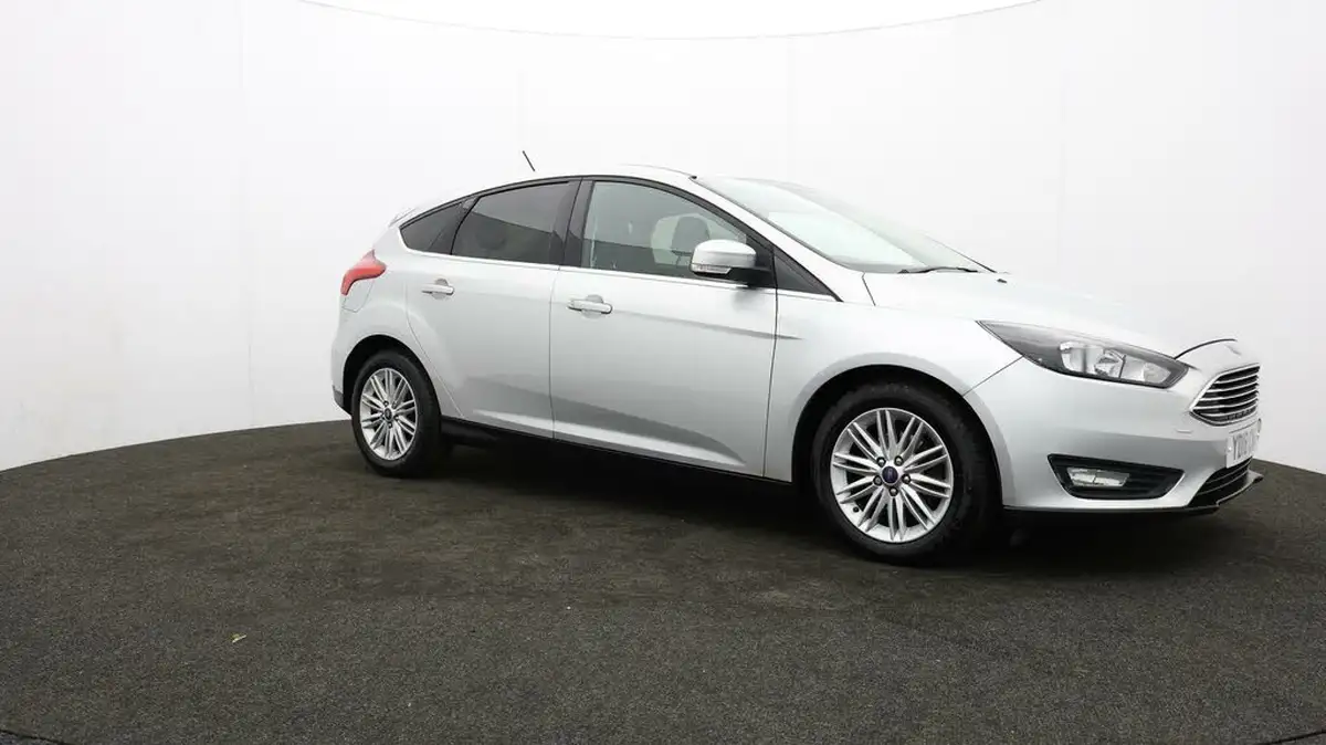 2018-ford-focus-10t-zetec-edition-125ps-hatchback-auto-big-37