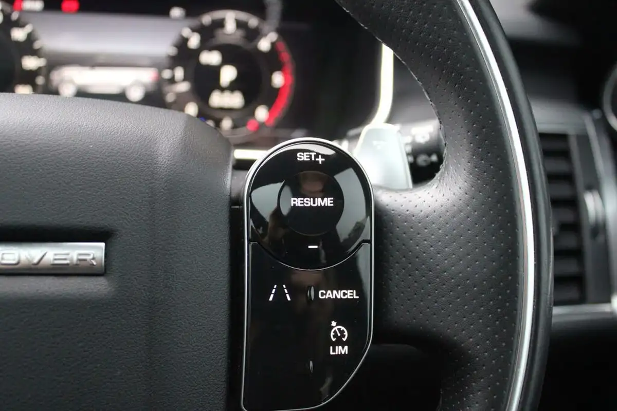 2019-land-rover-range-rover-sport-30-sdv6-hse-dynamic-big-30