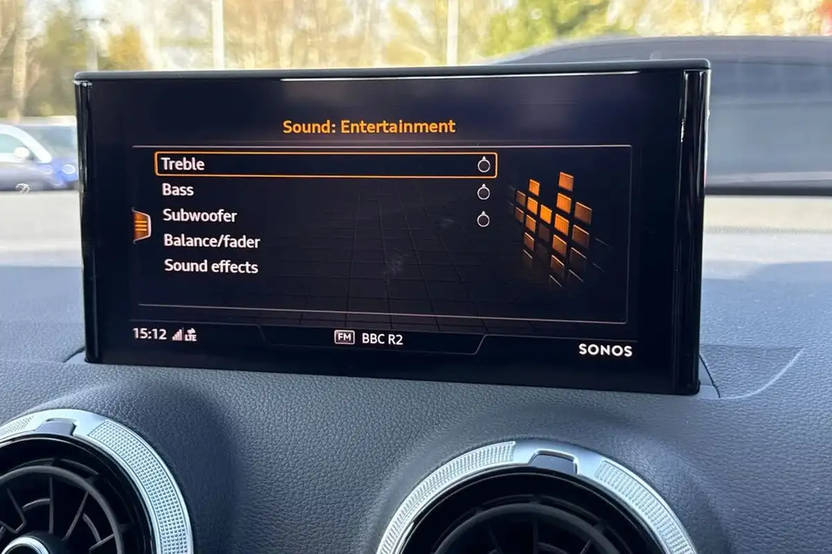 2024-audi-q2-15-35-tfsi-sport-s-tronic-big-37
