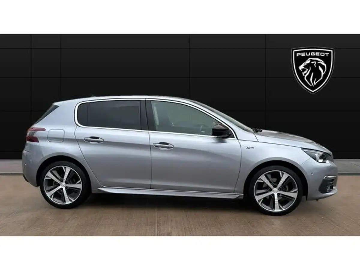 2021-peugeot-308-12-puretech-gt-premium-digital-i-cockpit-big-4