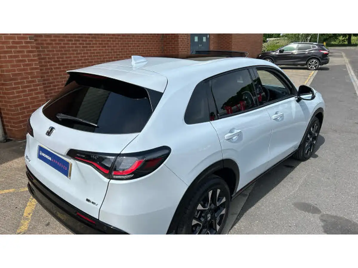 2024-honda-zr-v-20-i-mmd-advance-big-41