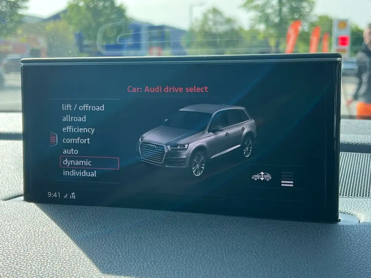 2019-audi-q7-30-50-tdi-s-line-ss-big-33