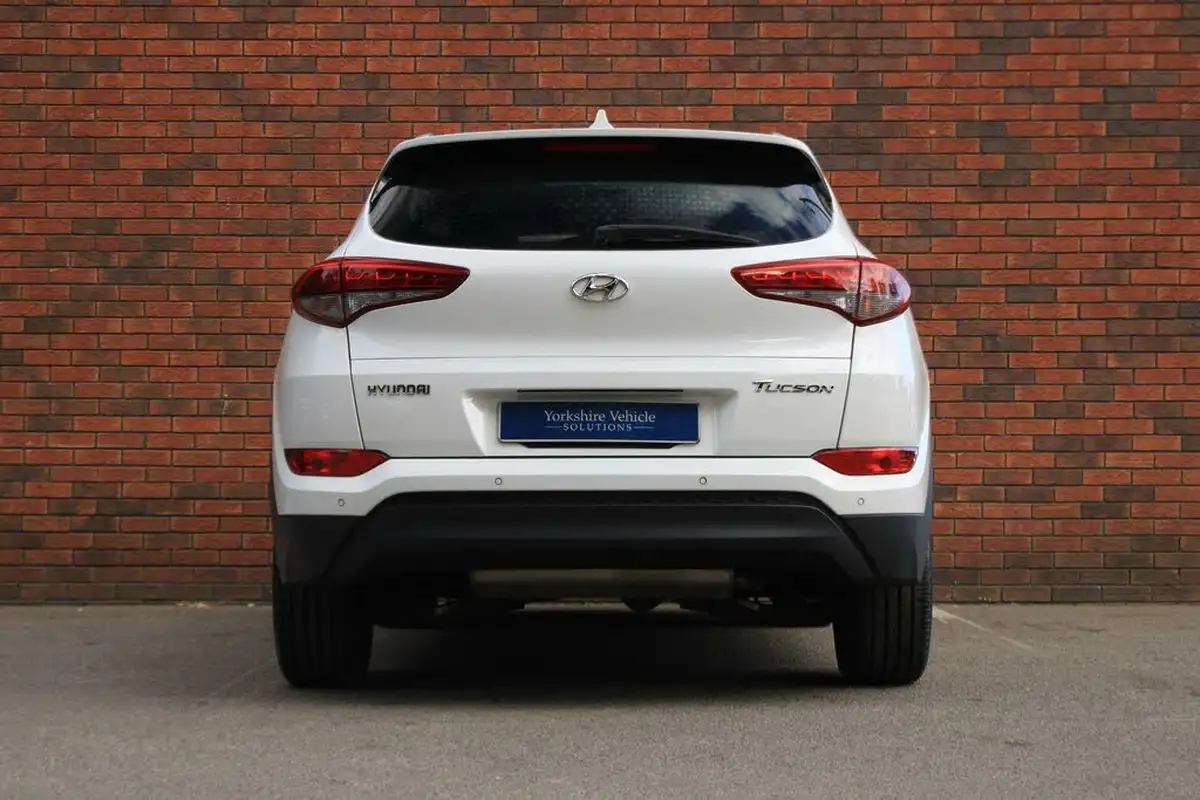 2017-hyundai-tucson-17crdi-blue-drive-se-116ps-big-32