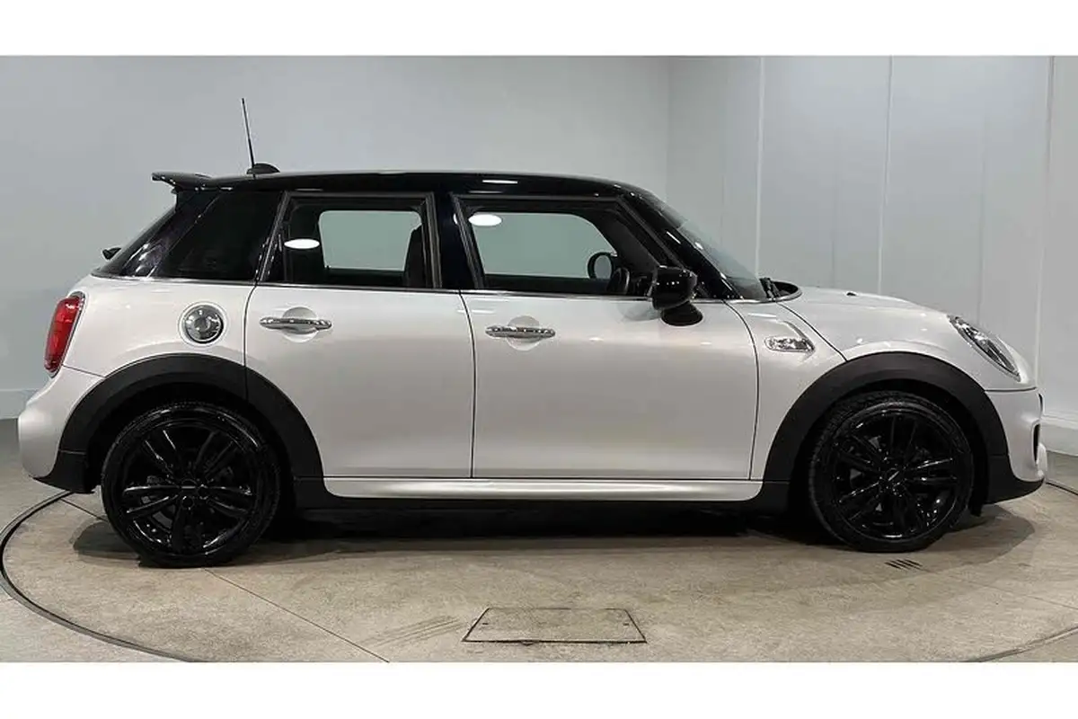 2020-mini-cooper-20-cooper-s-sport-189bhp-hatchback-5d-auto-big-3