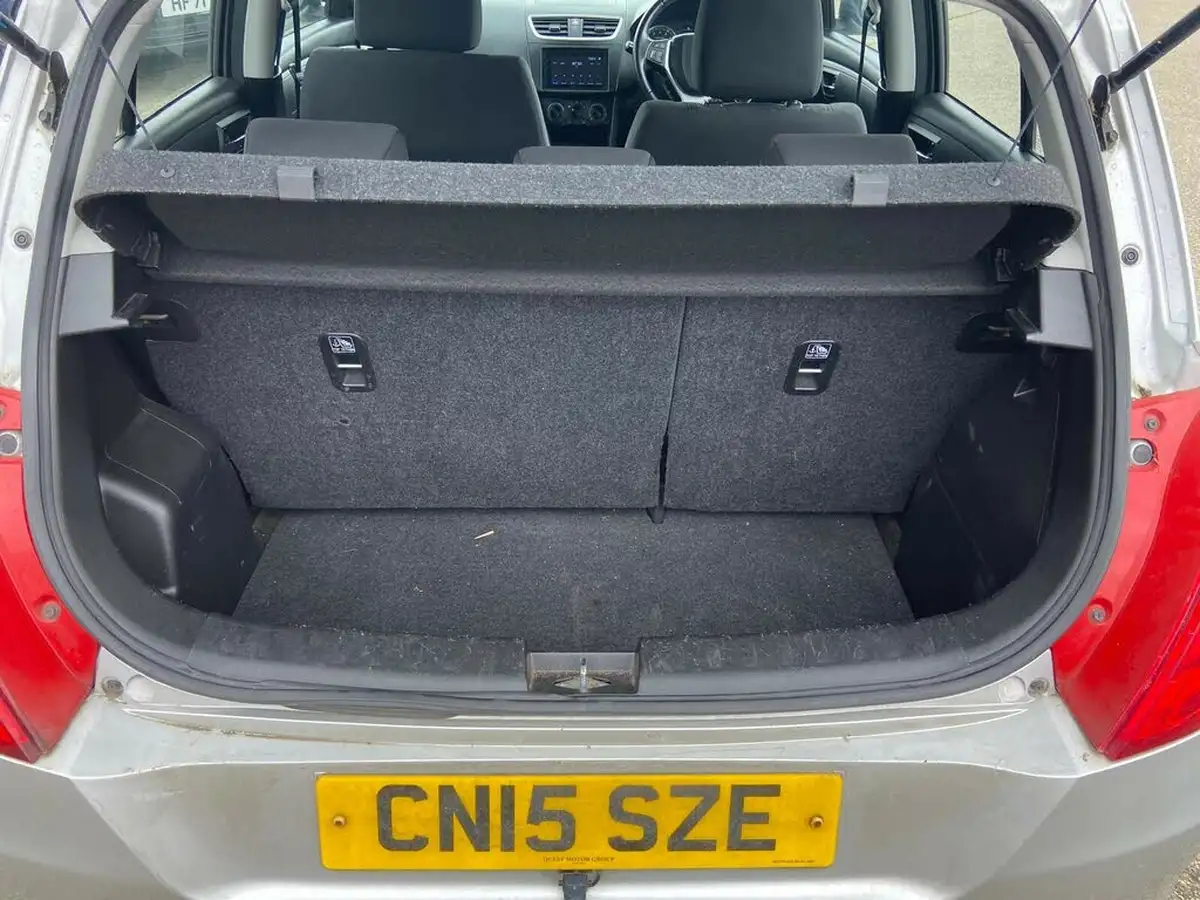 2015-suzuki-swift-12-sz3-5d-big-8