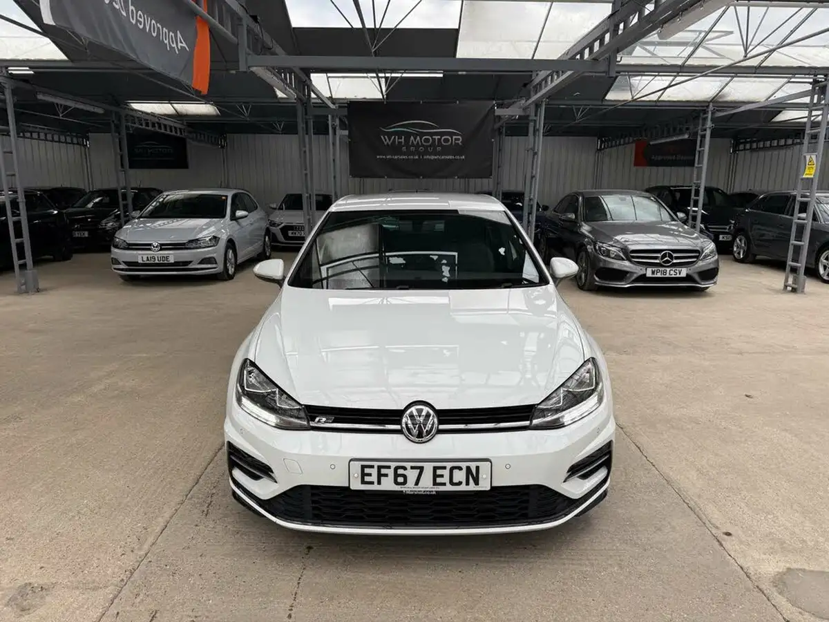 2017-volkswagen-golf-15-tsi-r-line-5d-big-16