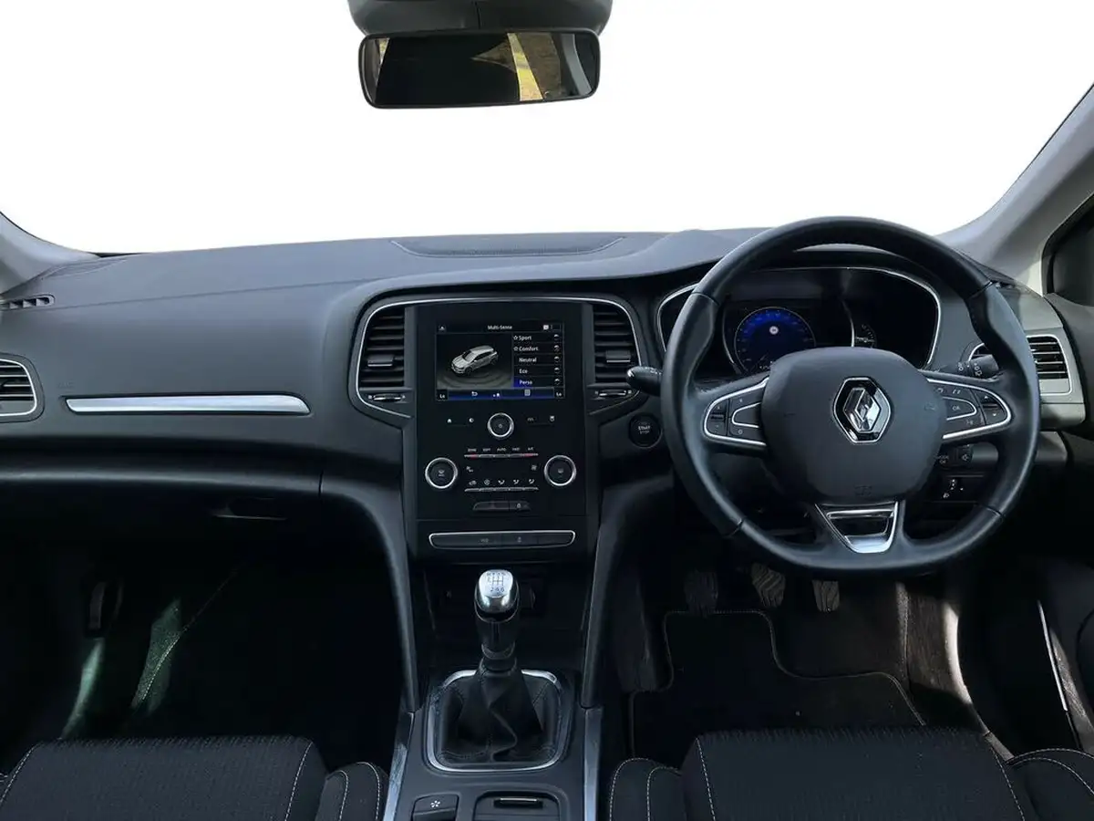 2020-renault-megane-13-tce-iconic-hatchback-big-6