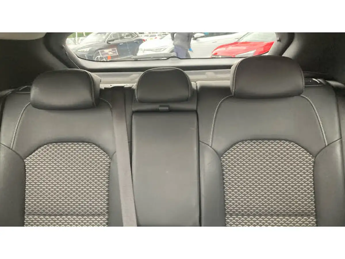 2022-kia-xceed-10-t-gdi-connect-big-14
