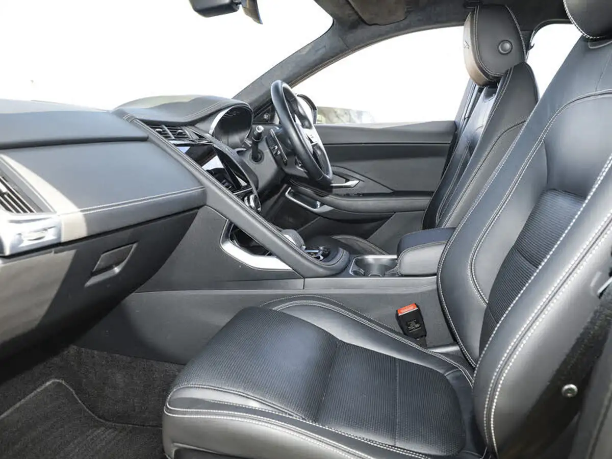 2022-jaguar-e-pace-20-d200-r-dynamic-s-big-4