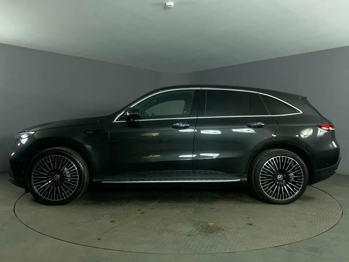 2022-mercedes-benz-eqc-e-eqc-400-amg-line-premium-big-4