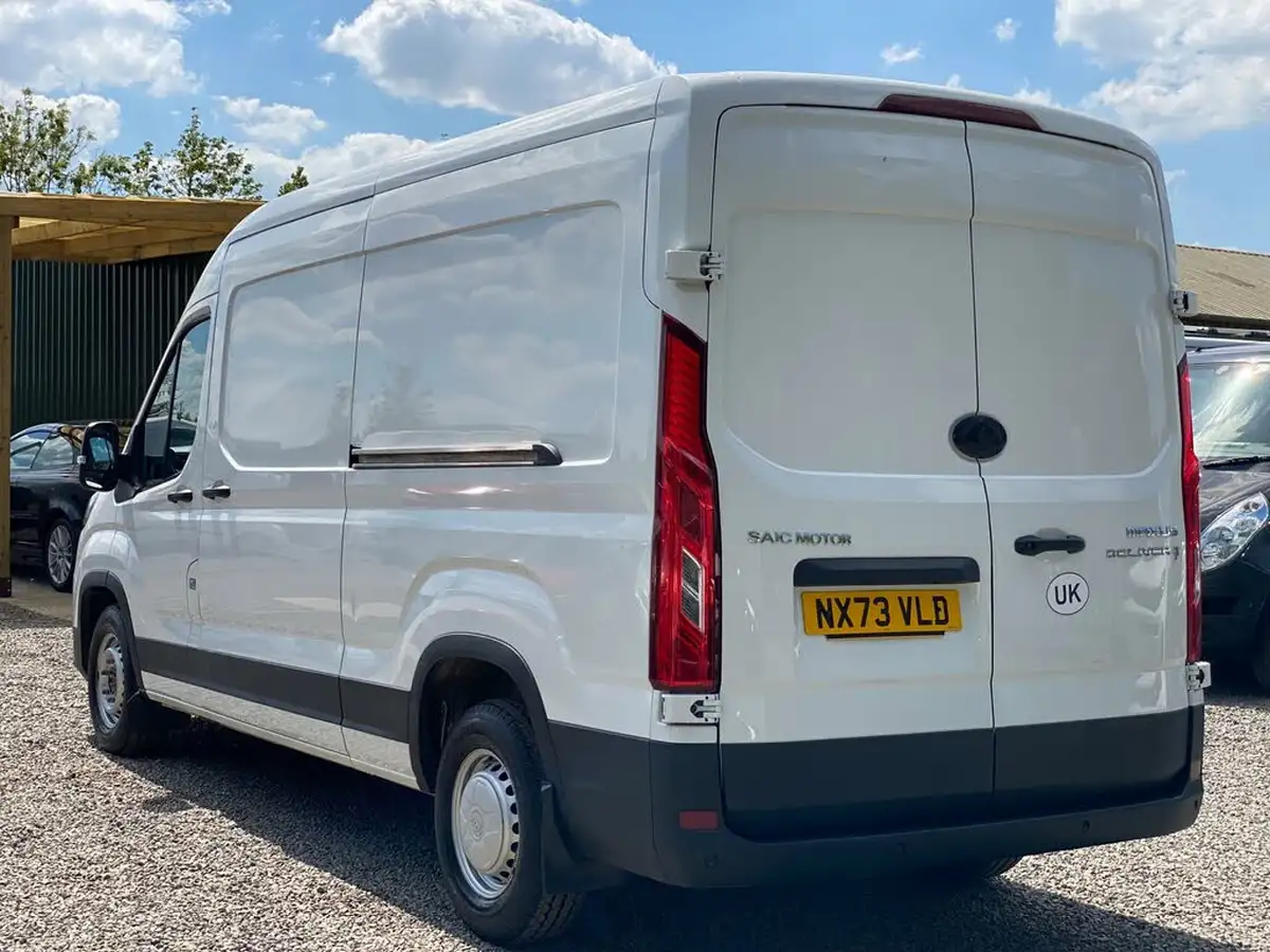 2023-maxus-deliver-9-big-3