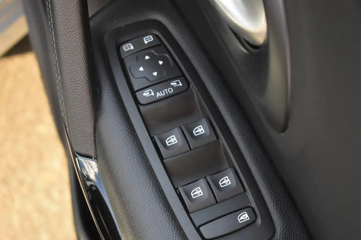 2019-renault-kadjar-13-tce-iconic-140bhp-big-49