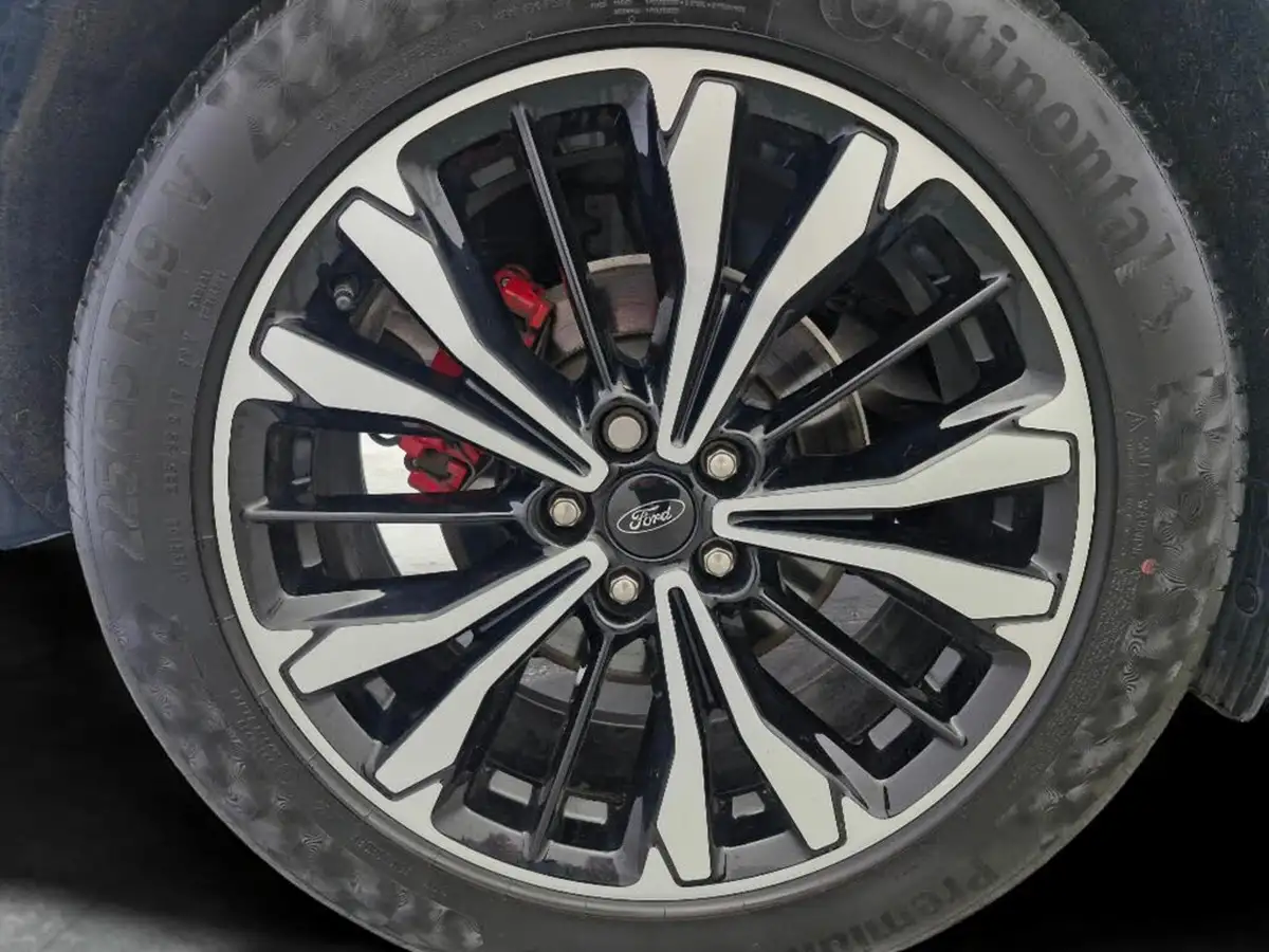 2022-ford-kuga-15-st-line-x-edition-big-13