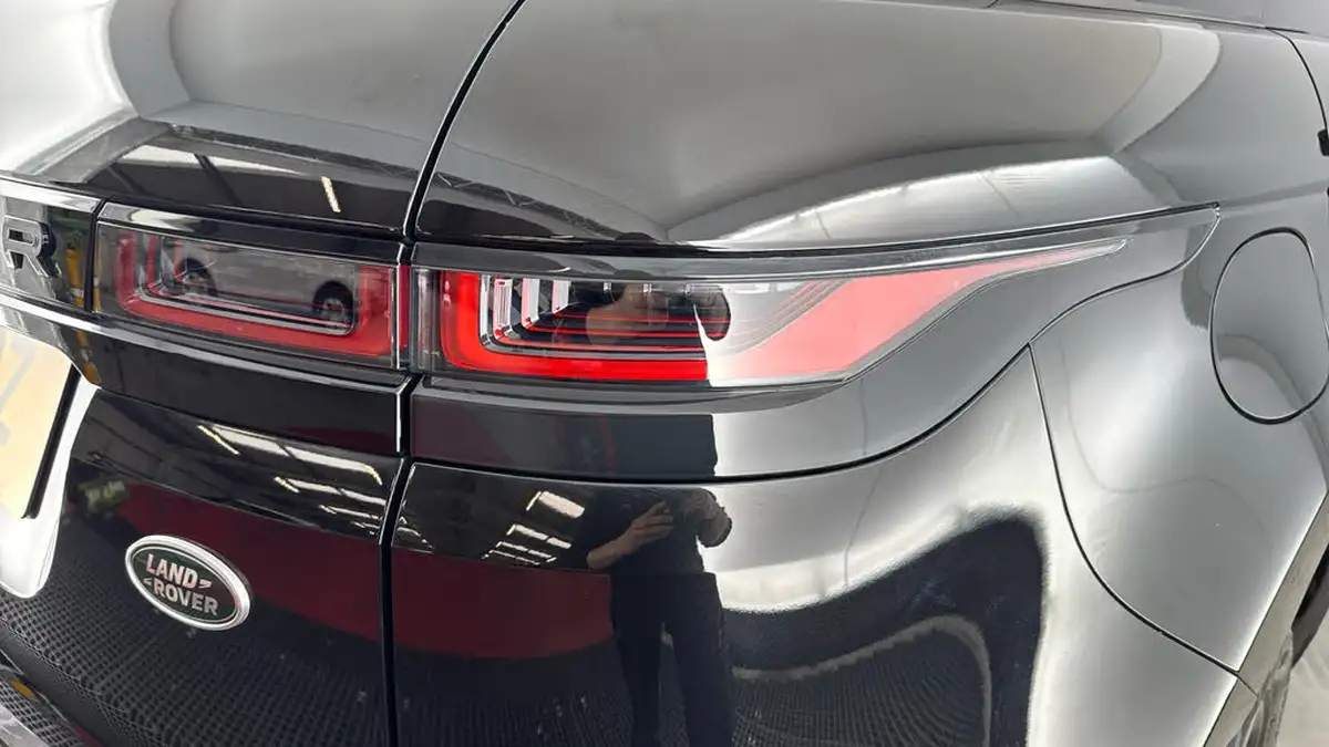 2021-land-rover-range-rover-evoque-20-d165-r-dynamic-s-awd-auto-big-23