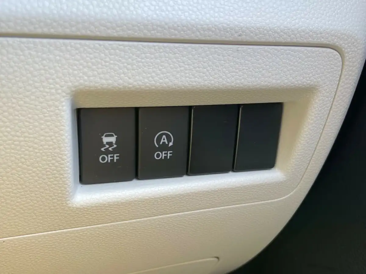2019-suzuki-ignis-12-dualjet-sz-t-shvs-big-41