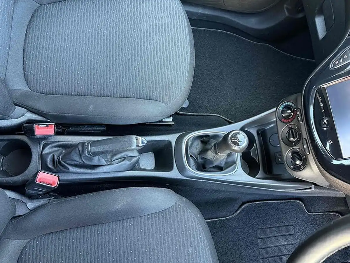 2015-vauxhall-corsa-14i-energy-ac-90ps-ecoflex-3d-1398cc-big-15
