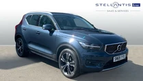 2020 Volvo XC40 2.0 T4 Inscription Pro