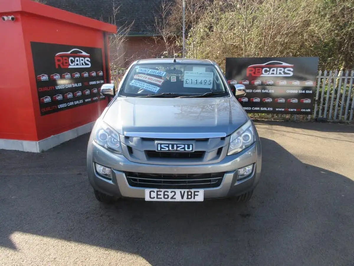 2012-isuzu-d-max-25td-eiger-big-1