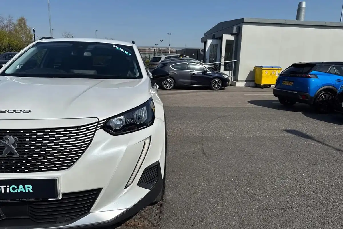 2022-peugeot-2008-suv-e-allure-premium-big-25