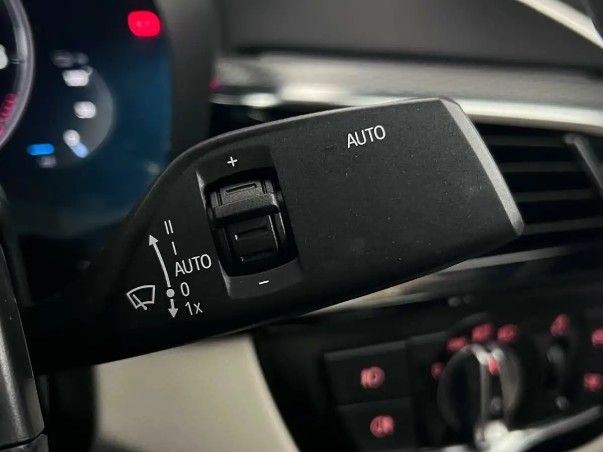 2018-bmw-5-series-20-530e-m-sport-big-26