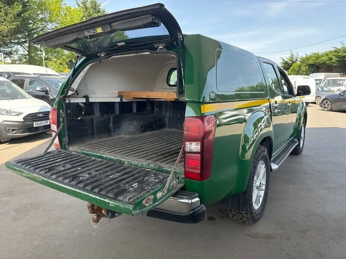 2018-isuzu-d-max-19td-yukon-double-pickup-big-22