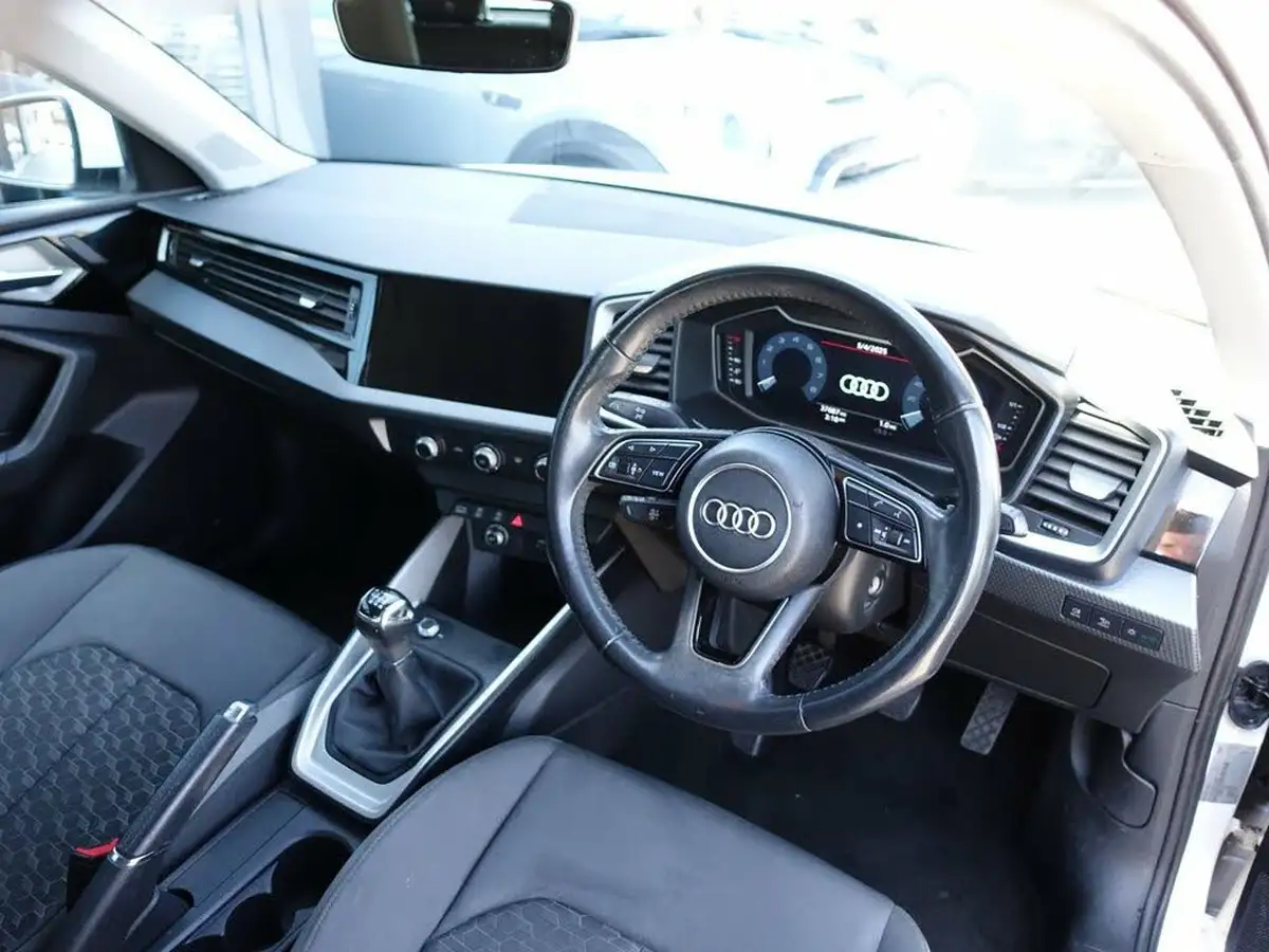 2020-audi-a1-10-30-tfsi-sport-116ps-big-10