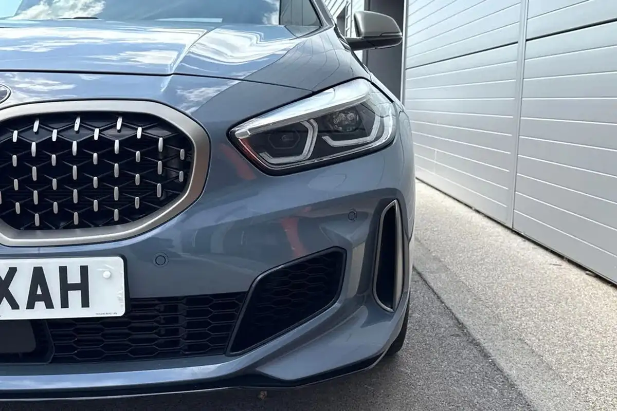 2021-bmw-1-series-20-m135i-xdrive-big-25