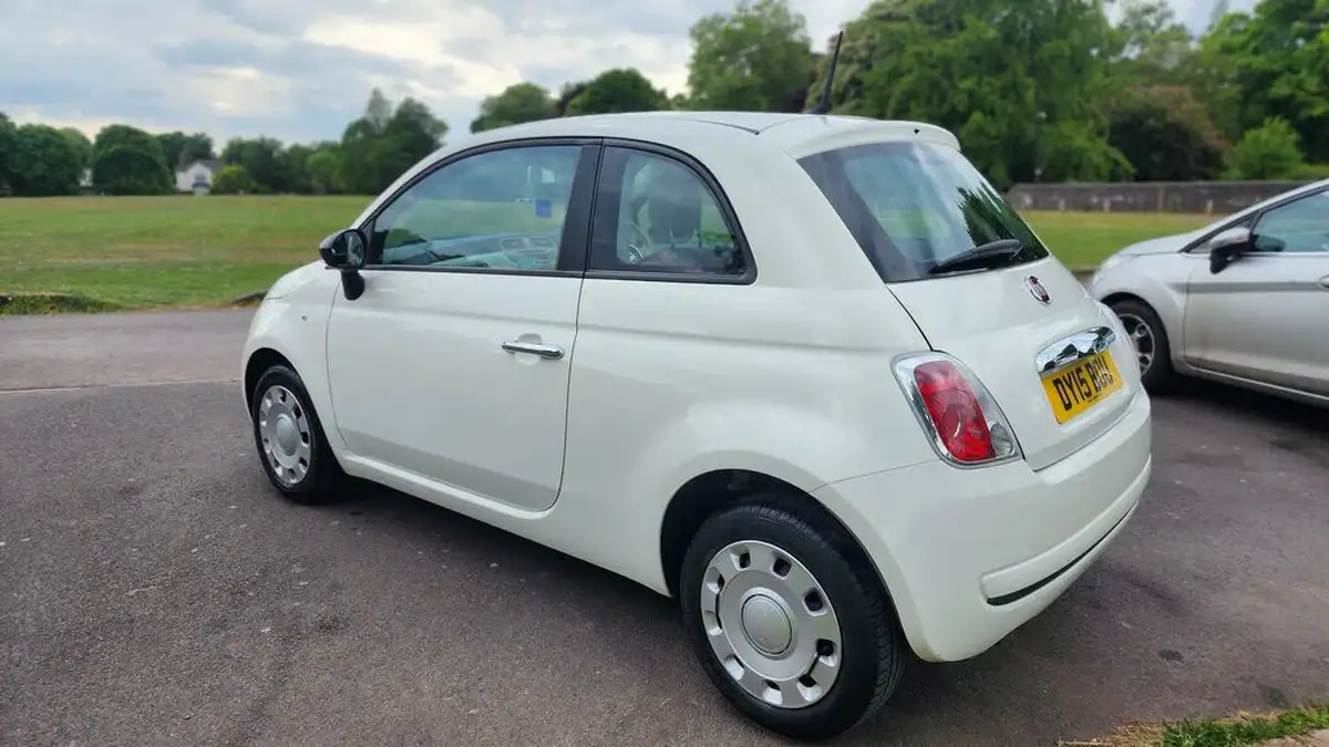 2015-fiat-500-12-pop-ss-big-6