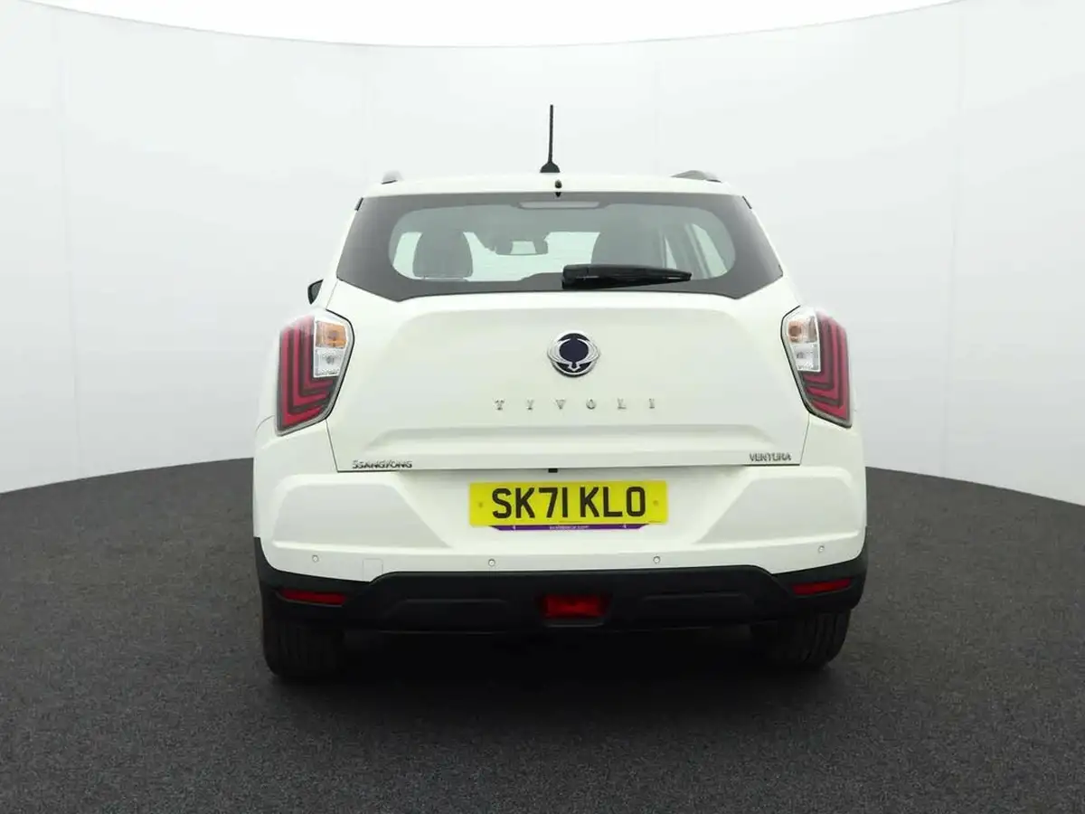 2022-kgm-ssangyong-tivoli-12-gdi-t-ventura-big-3