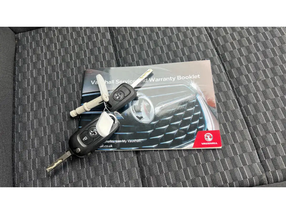 2018-vauxhall-astra-14i-16v-turbo-sri-150ps-ss-hatchback-auto-big-18