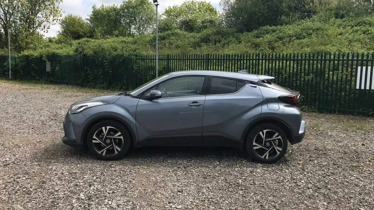 2023-toyota-c-hr-18-vvt-i-design-120bhp-big-16