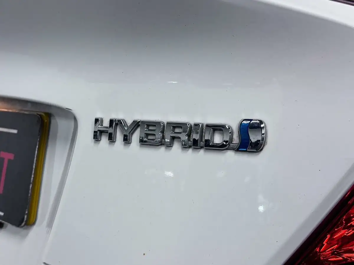 2018-toyota-c-hr-18-vvt-i-excel-big-11
