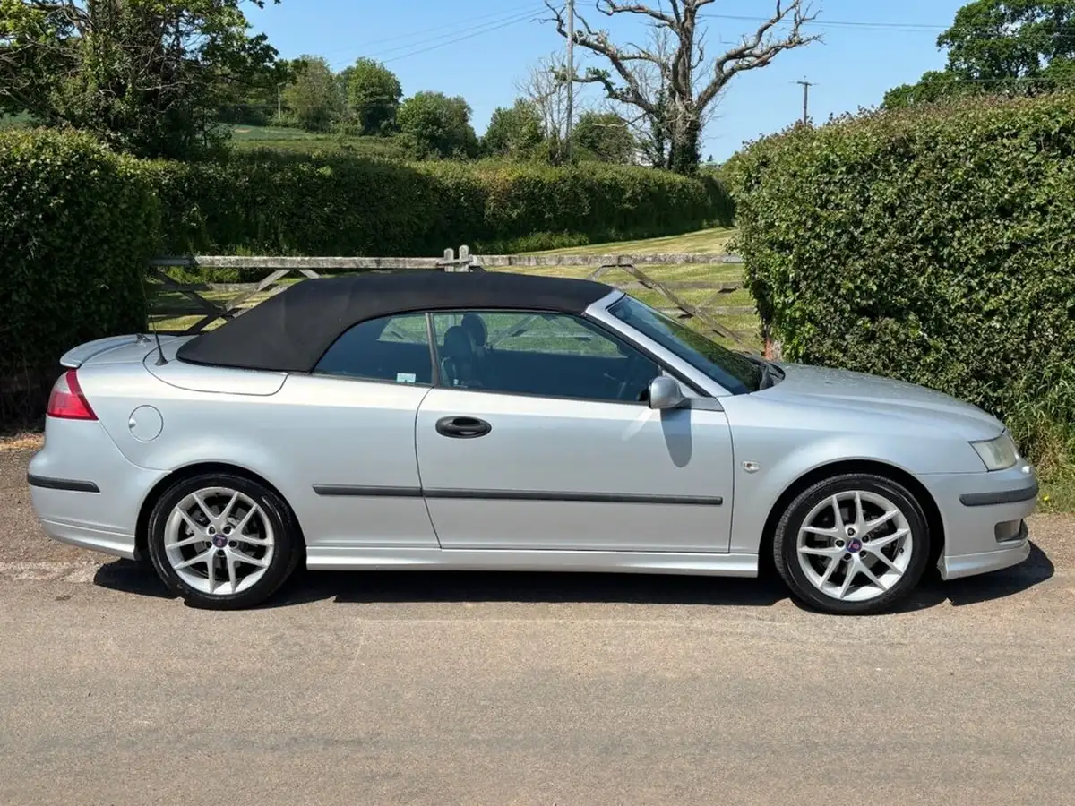 2005-saab-9-3-20-aero-convertible-2d-auto-big-8