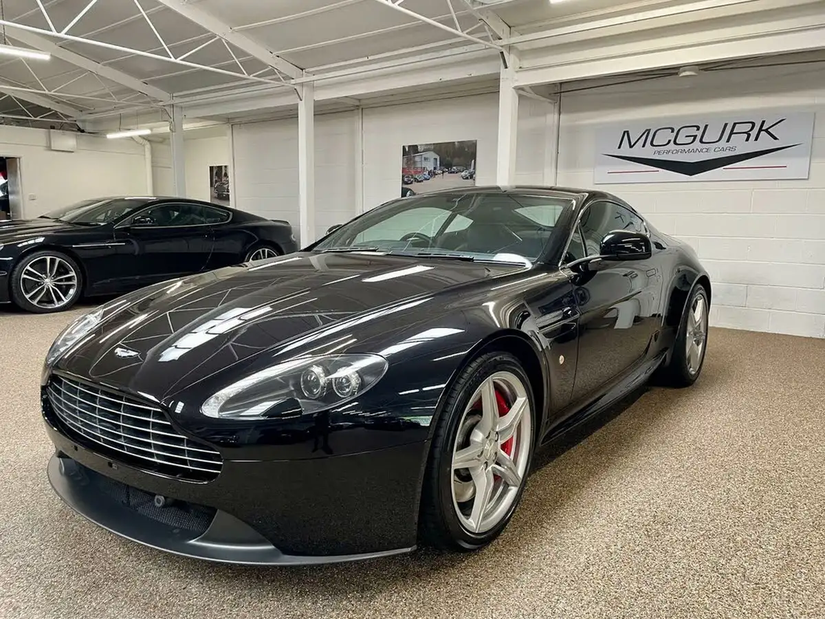 2016-aston-martin-vantage-47-v8-vantage-coupe-sportshift-big-0
