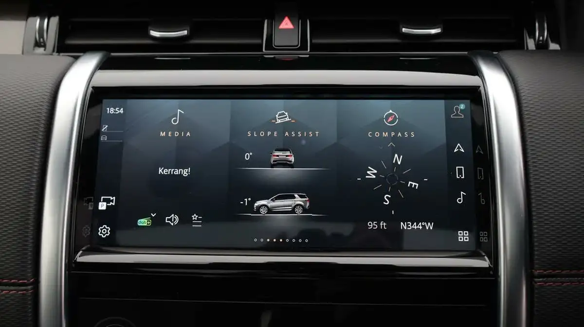 2021-land-rover-discovery-sport-20-p290-black-big-11