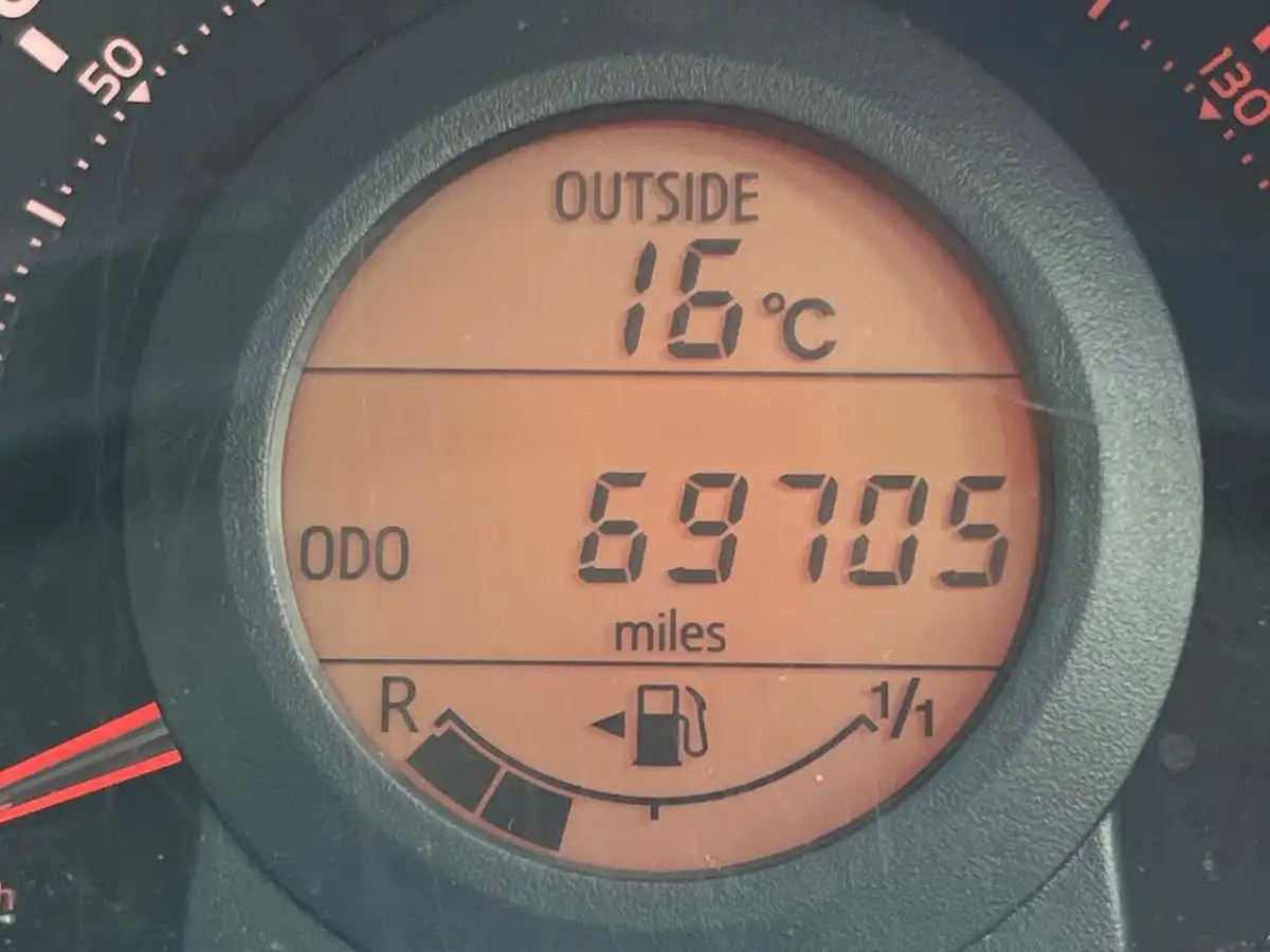 2016-toyota-aygo-10-vvt-i-x-pure-5d-big-26