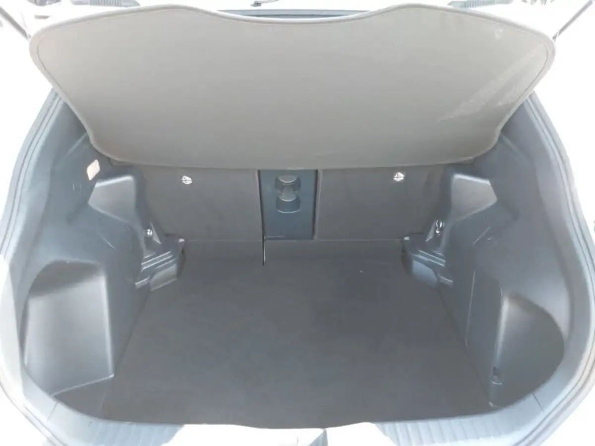 2022-toyota-yaris-15-vvt-i-design-panoramic-roof-big-7