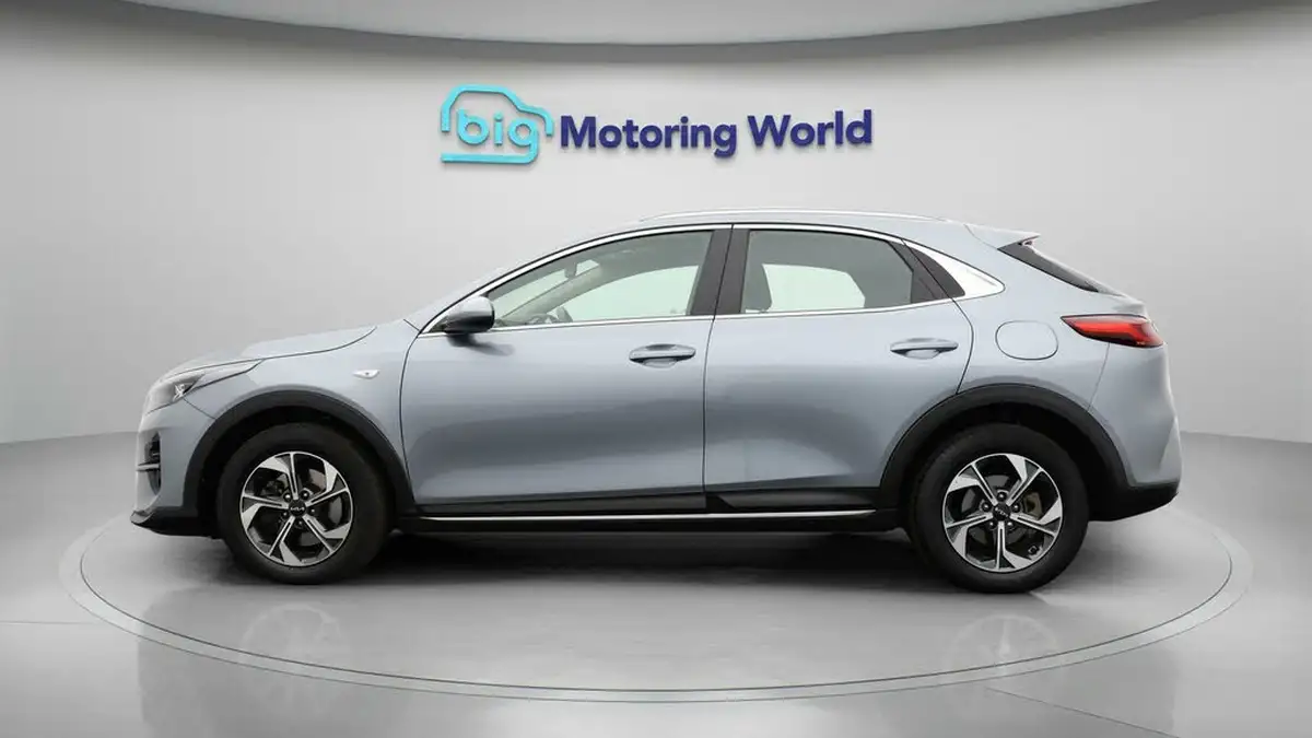 2022-kia-xceed-10-t-gdi-2-big-3