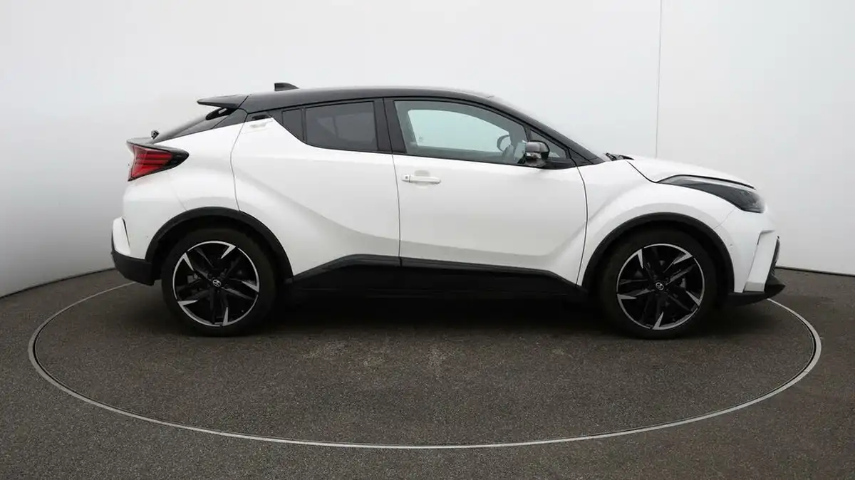 2022-toyota-c-hr-18-vvt-i-gr-sport-big-40