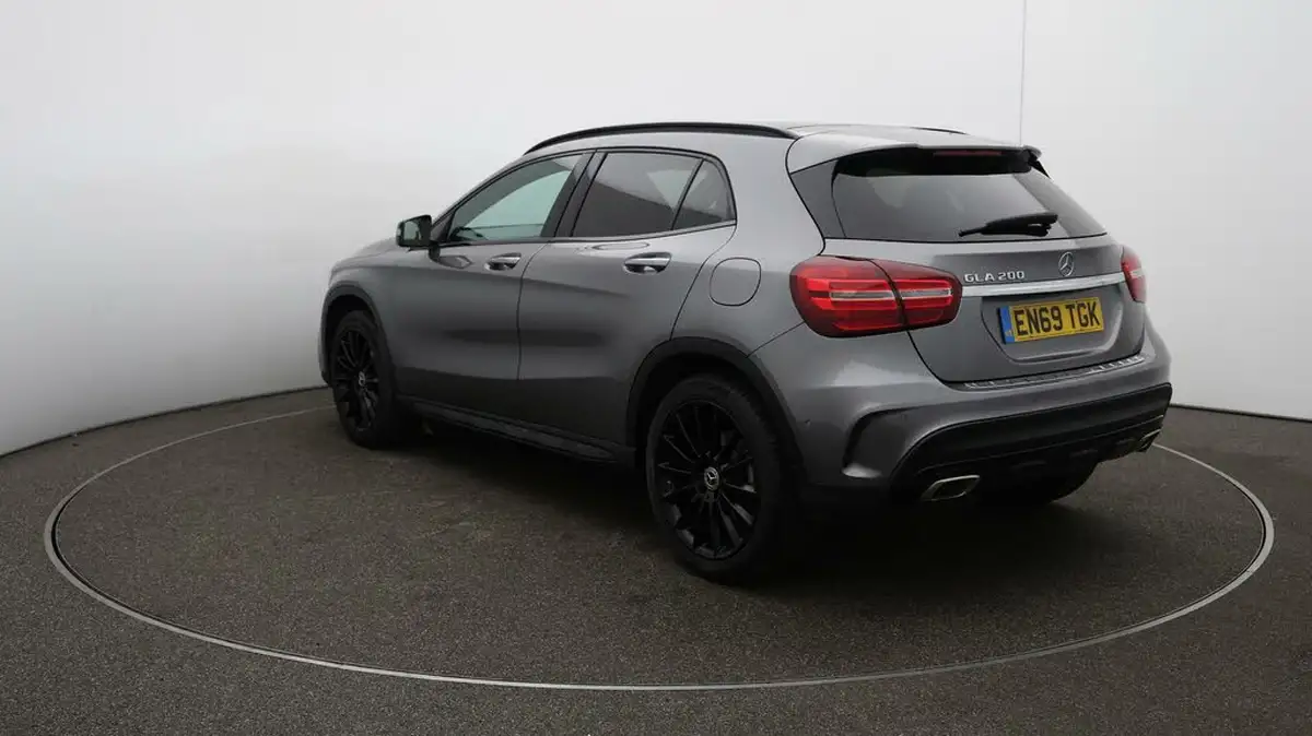 2020-mercedes-benz-gla-class-16-gla-200-amg-line-edition-plus-7g-dct-big-56