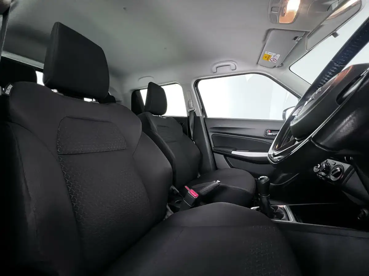 2021-suzuki-swift-12-dualjet-sz-l-big-15