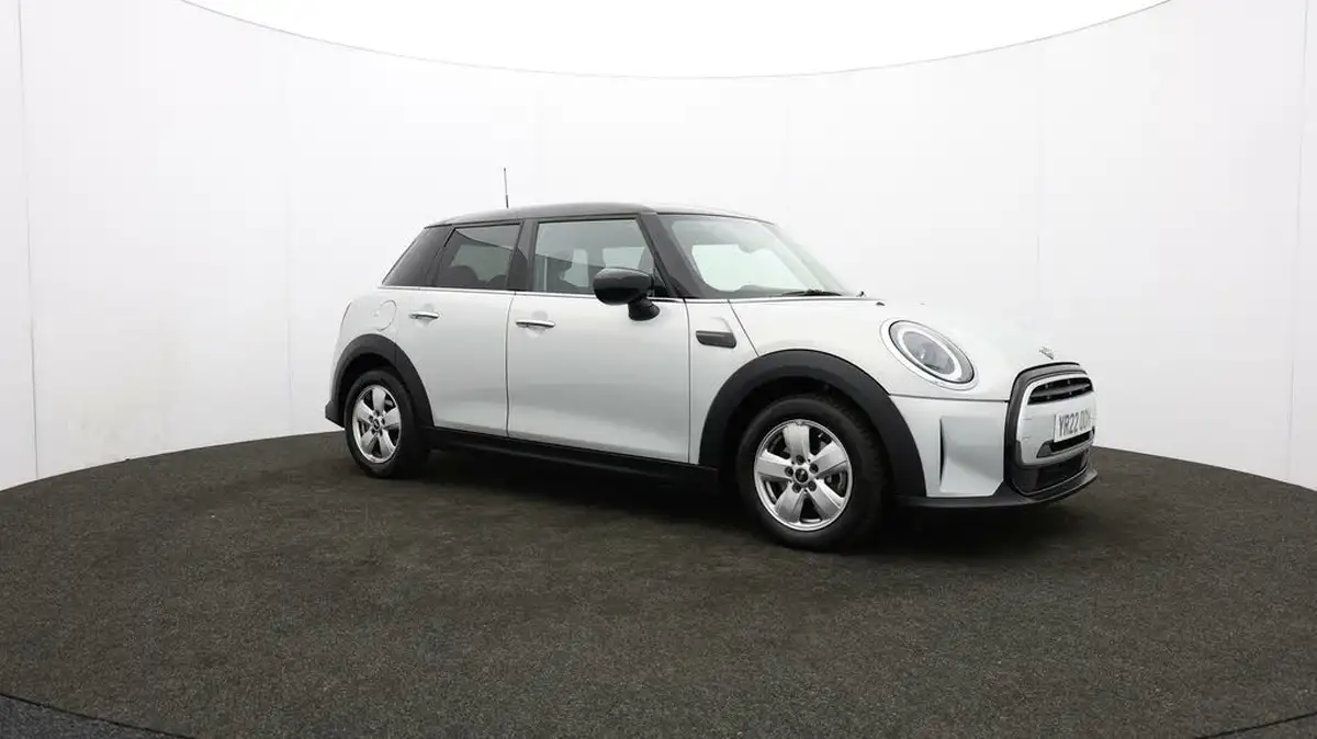 2022-mini-cooper-15-cooper-classic-hatchback-5d-auto-big-46